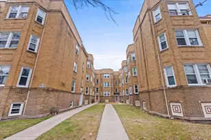 6418 N Richmond St, Chicago, IL 60645 - Photo 1