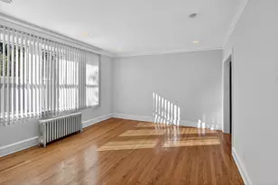 620 E 68th St, Chicago, IL 60637 - Photo 6