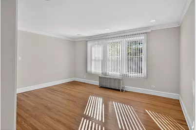 620 E 68th Street, Chicago, IL 60637 - Photo 8