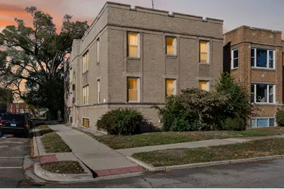 620 E 68th Street, Chicago, IL 60637 - Photo 2