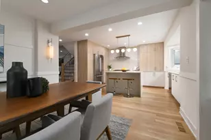 5309 Crain St, Skokie, IL 60077 - Photo 12