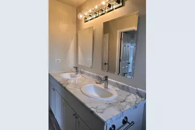 17700 Oakwood Avenue, Country Club Hills, IL 60478 - Photo 10