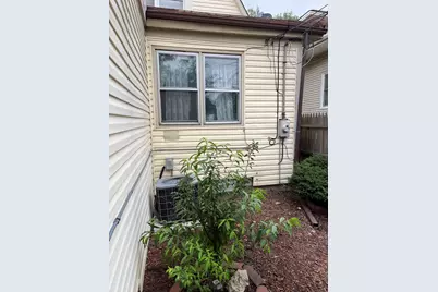 3331 W 64th Street, Chicago, IL 60629 - Photo 12