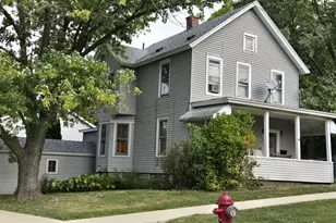 202 E 14th St, Lockport, IL 60441 - Photo 1