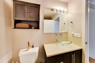 1040 W Adams St, Chicago, IL 60607 - Photo 8