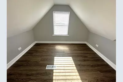 7304 W 57th Street W, Summit, IL 60501 - Photo 10