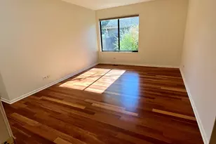 315 Bluff Ct, Lake Barrington, IL 60010 - Photo 14