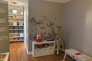 1926 Prairie Square, Schaumburg, IL 60173 - Photo 8