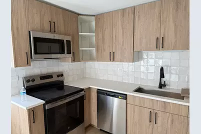 1478 Glencoe Avenue #2W, Highland Park, IL 60035 - Photo 2