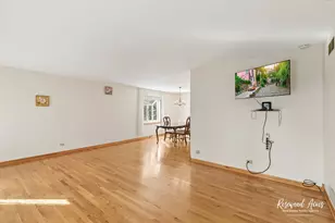 519 Sean Dr, Shorewood, IL 60404 - Photo 2