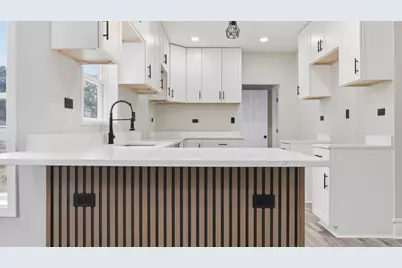 406 S 10th Avenue, Maywood, IL 60153 - Photo 10