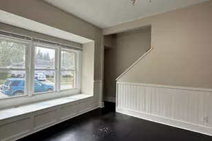 1401 W Elm St, Bloomington, IL 61701 - Photo 8