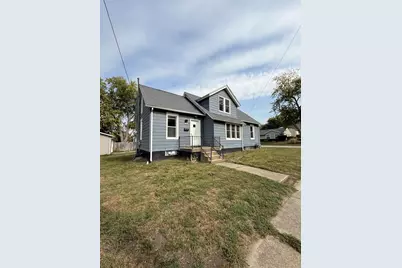 1401 W Elm Street, Bloomington, IL 61701 - Photo 2