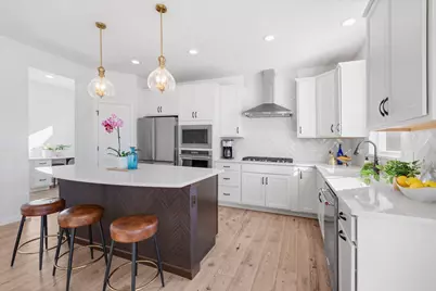 1044 Joice Lane, Mundelein, IL 60060 - Photo 6