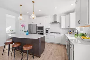 1044 Joice Ln, Mundelein, IL 60060 - Photo 6