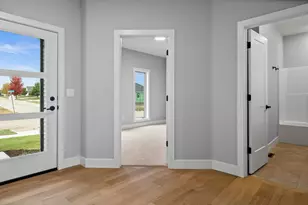 2602 Marble Dr, Normal, IL 61761 - Photo 6