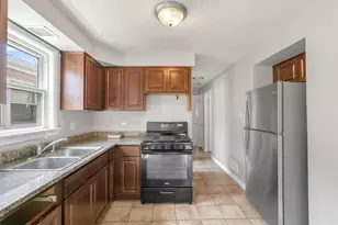 7216 S Central Park Ave, Chicago, IL 60629 - Photo 4