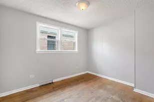 7216 S Central Park Ave, Chicago, IL 60629 - Photo 10