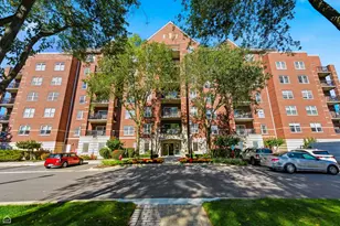 440 W Mahogany Ct, Palatine, IL 60067 - Photo 1