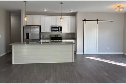 610 Anjali Court #R, Sycamore, IL 60178 - Photo 4
