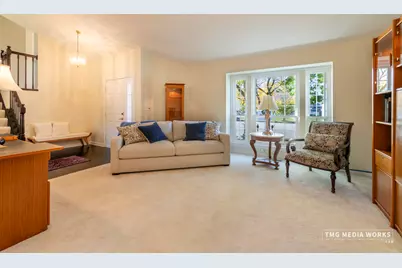 300 Churchill Lane, Aurora, IL 60504 - Photo 10