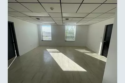 1329 W Irving Park Road #201, Bensenville, IL 60106 - Photo 16