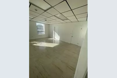 1329 W Irving Park Road #201, Bensenville, IL 60106 - Photo 12