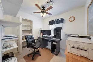 2422 E Green St, Urbana, IL 61802 - Photo 16