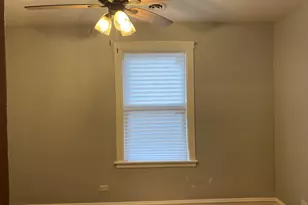 7154 S Rockwell St, Chicago, IL 60629 - Photo 32