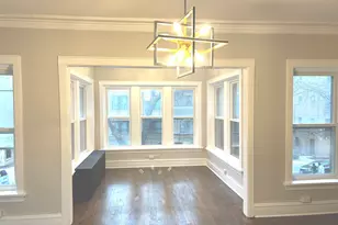 7637 N Bosworth Ave, Chicago, IL 60626 - Photo 2