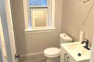 7637 N Bosworth Ave, Chicago, IL 60626 - Photo 10