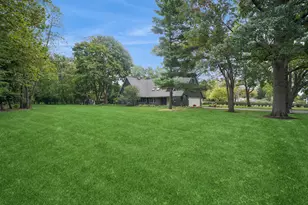 265 Sunset Dr, Lakewood, IL 60014 - Photo 20