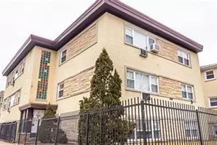 3057 N Narragansett Ave, Chicago, IL 60634 - Photo 1