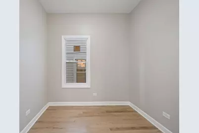 8613 S Colfax Avenue, Chicago, IL 60617 - Photo 12