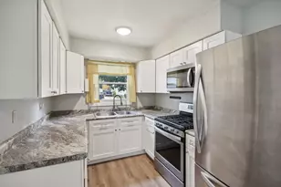 1206 8th Ave, Belvidere, IL 61008 - Photo 4