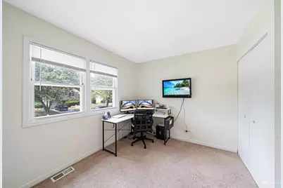 17651 Hillcrest Drive, Country Club Hills, IL 60478 - Photo 10