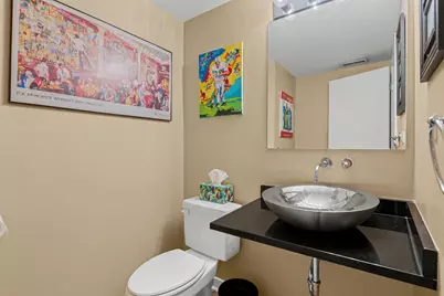 331 S Ridgeland Avenue #B, Oak Park, IL 60302 - Photo 10