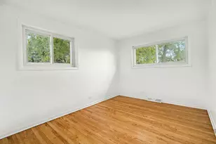 8663 Gregory Ln, Des Plaines, IL 60016 - Photo 12