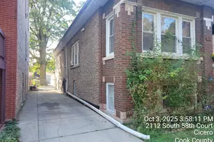 2110 S 58th Ct, Cicero, IL 60804 - Photo 2