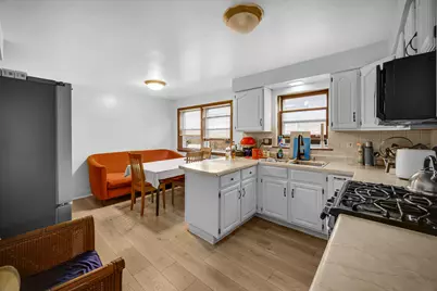 2510 N 72nd Court, Elmwood Park, IL 60707 - Photo 12