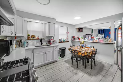 2510 N 72nd Court, Elmwood Park, IL 60707 - Photo 6