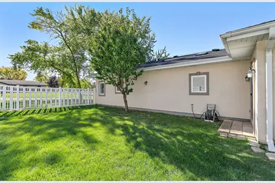 227 S Walnut Lane, Schaumburg, IL 60193 - Photo 36