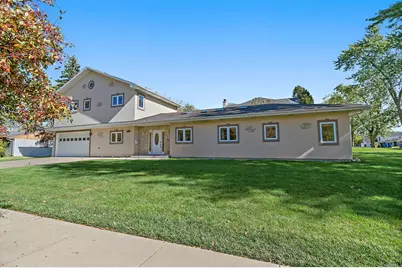 227 S Walnut Lane, Schaumburg, IL 60193 - Photo 4