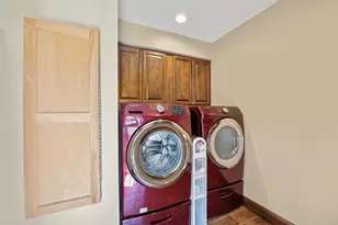 3211 Leafy Ln, Bloomington, IL 61704 - Photo 38