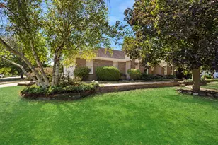 3211 Leafy Ln, Bloomington, IL 61704 - Photo 70