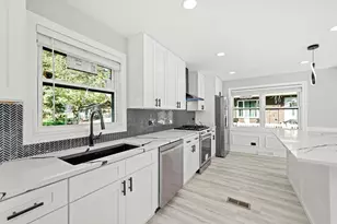 513 Chestnut Ln, Beecher, IL 60401 - Photo 10