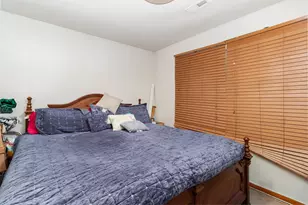 10007 Irving Park Rd, Schiller Park, IL 60176 - Photo 12