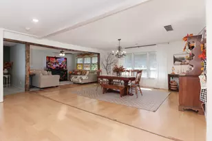 1409 Butchers Ln, Bloomington, IL 61701 - Photo 18