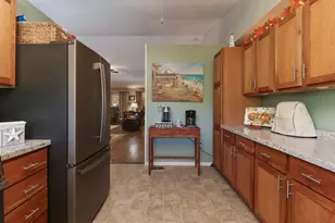 1409 Butchers Ln, Bloomington, IL 61701 - Photo 32