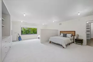 [Address not provided], Winnetka, IL 60093 - Photo 36